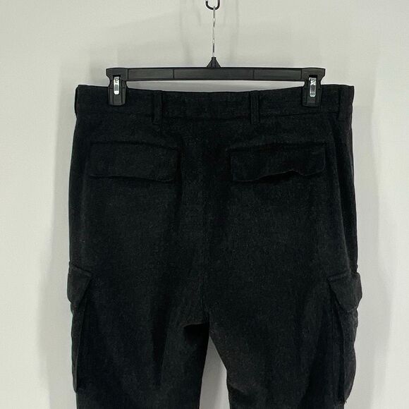 BANANA REPUBLIC Mens Dawson Cargo Pants 36x34 Gray Wool Blend Zip Pockets Lined - Picture 6 of 9